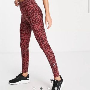 Nike Training Dri-FIT One Tight Glitter Leopard Pack leggings